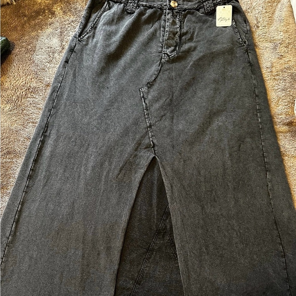 Elegant Black Denim Skirt